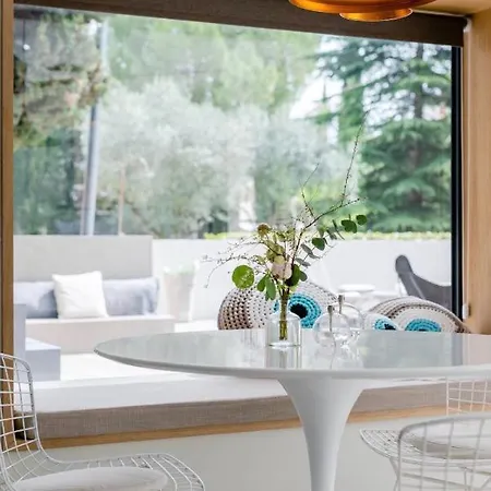 Gæstehus Maison La Roseliere 4*